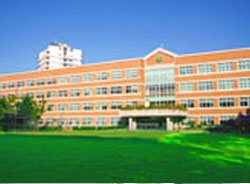 부설초등학교 본관 